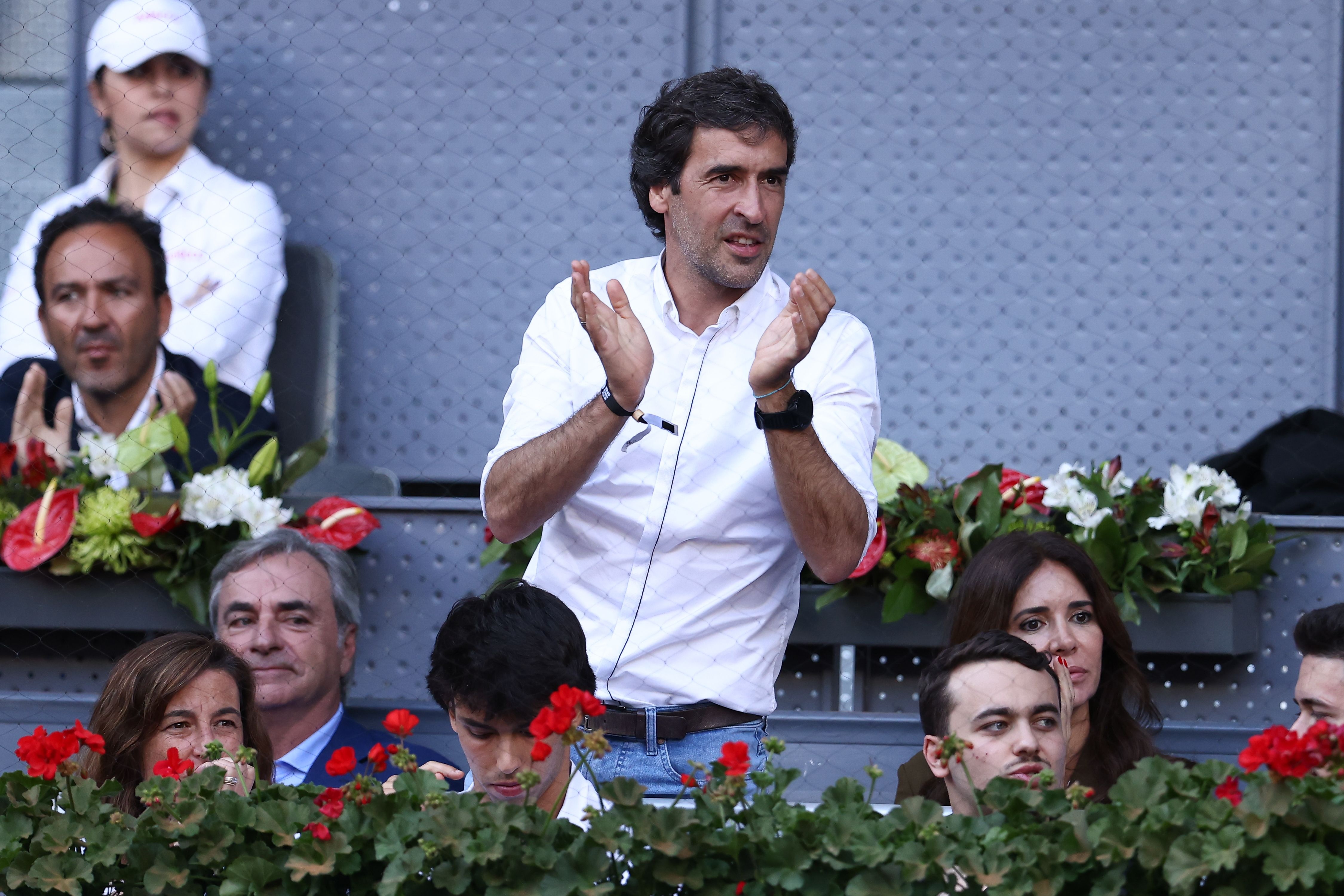 百家乐官网-劳尔：等时机成熟我会回归皇马 鼓励年轻球员去派对但要做好平衡