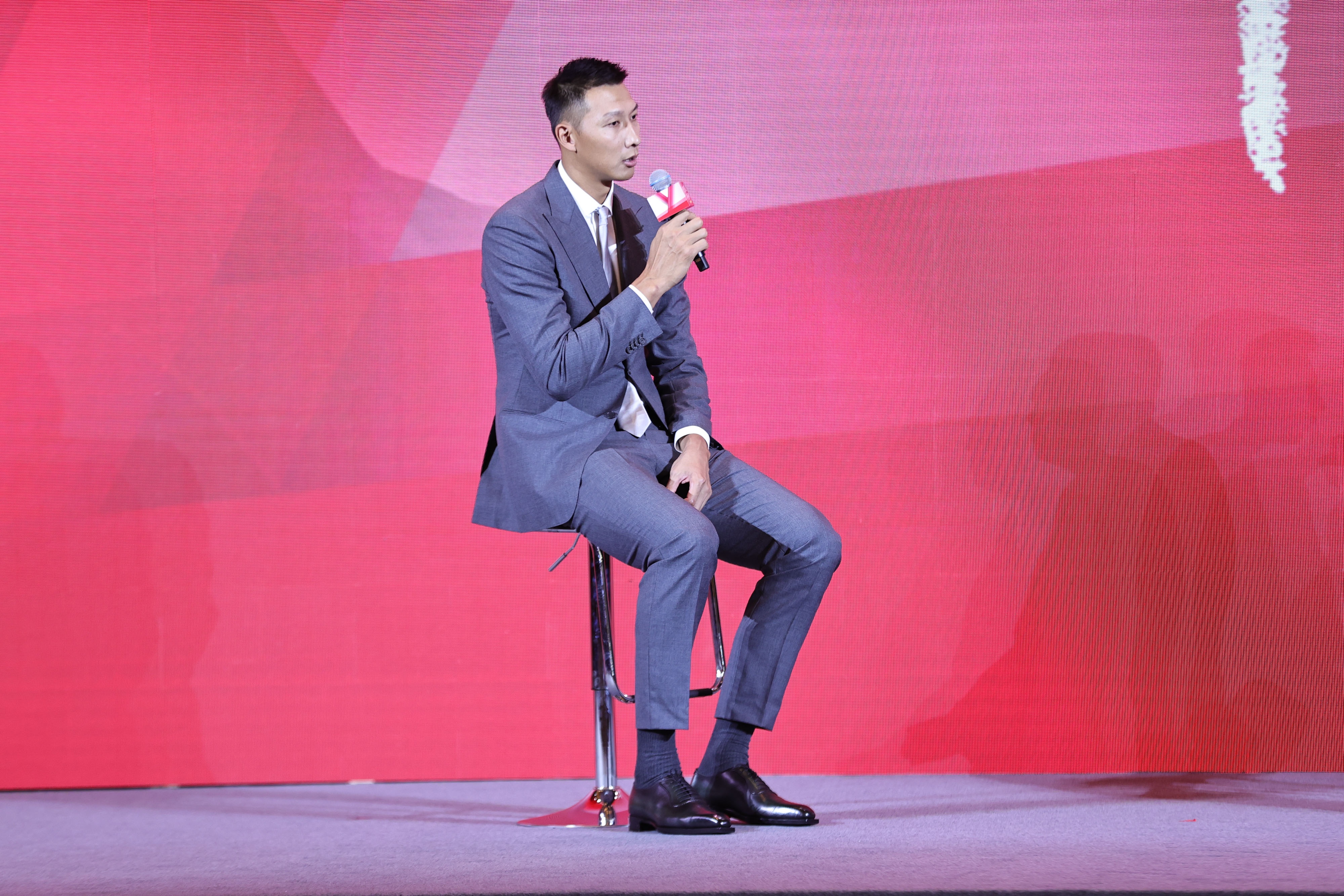 百家乐官网-易建联个人社媒自去年陷嫖娼传闻后首次更新 发布生日动态