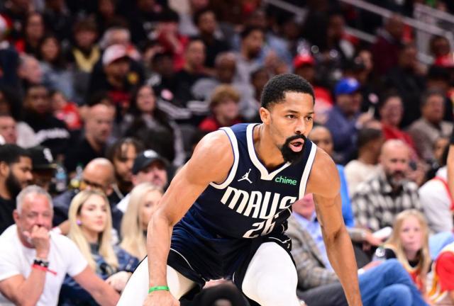 百家乐官网-又一位湖人弃将闪耀！东契奇缺阵他轰22+4赢球