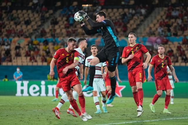 百家乐官网-丁丁阿扎尔恐难赶上1/4决赛 意大利庆幸避开C罗